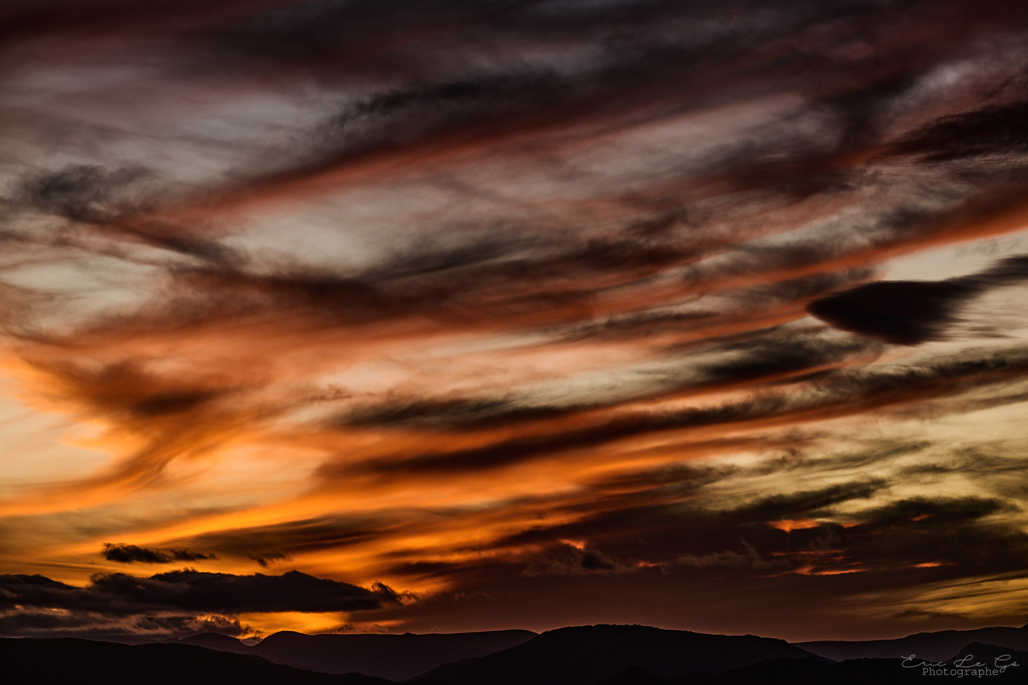 Coucher de soleil dans la savane en Afrique du Sud