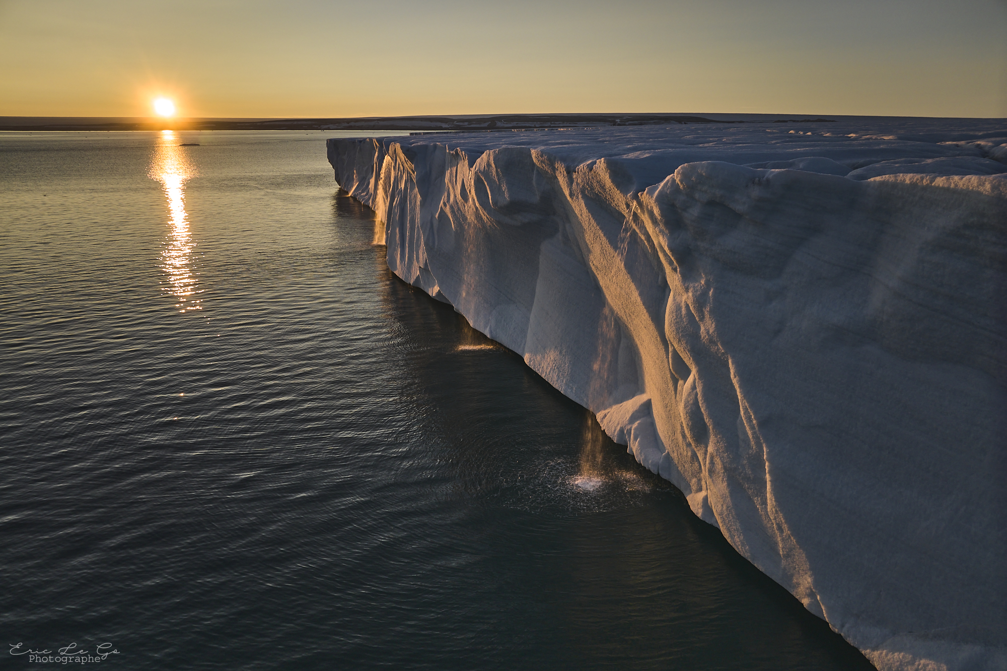 Coucher de soleil sur la banquise au Svalbard