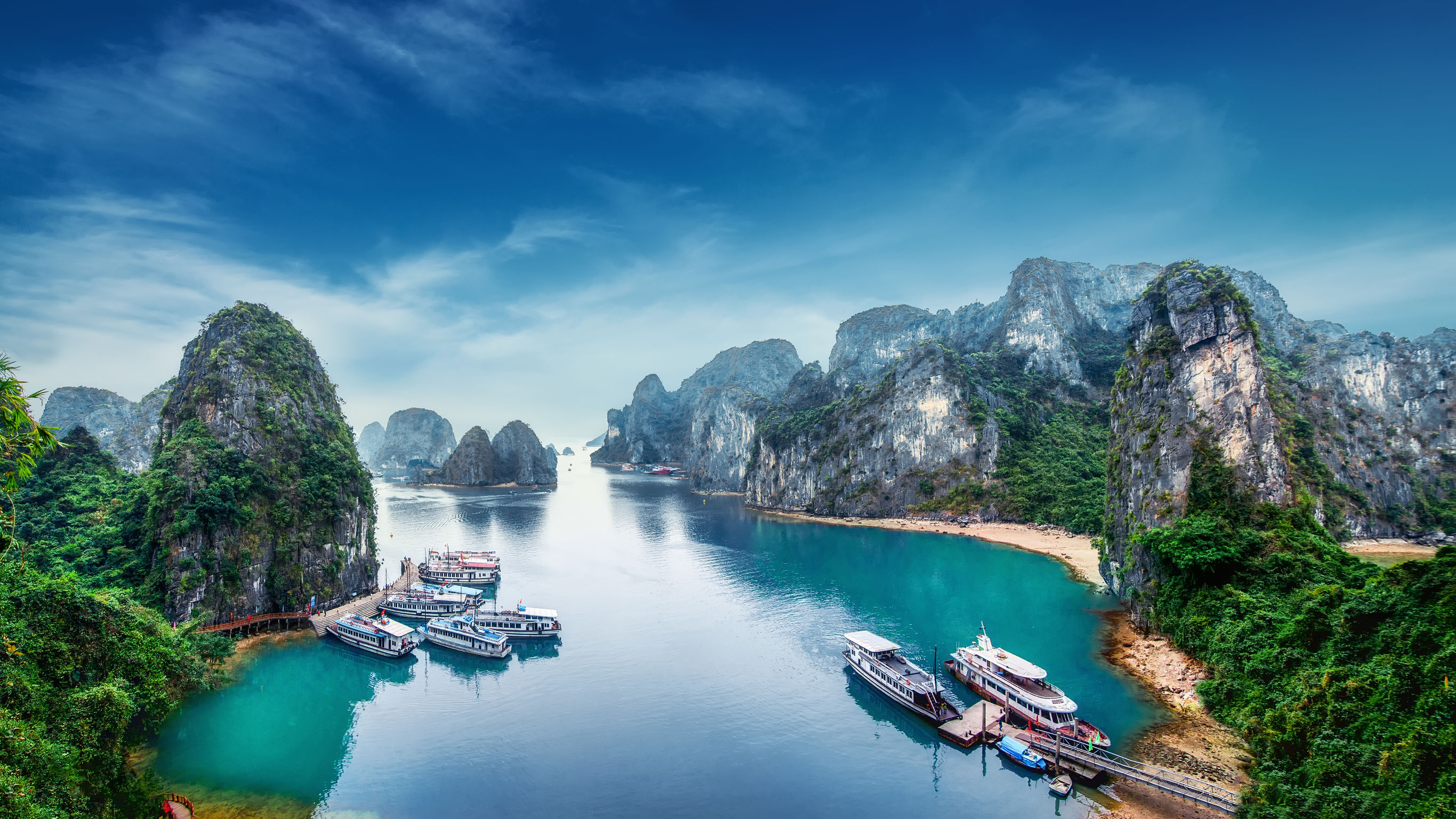 Vue sur la baie d'Halong au Viet Nam
