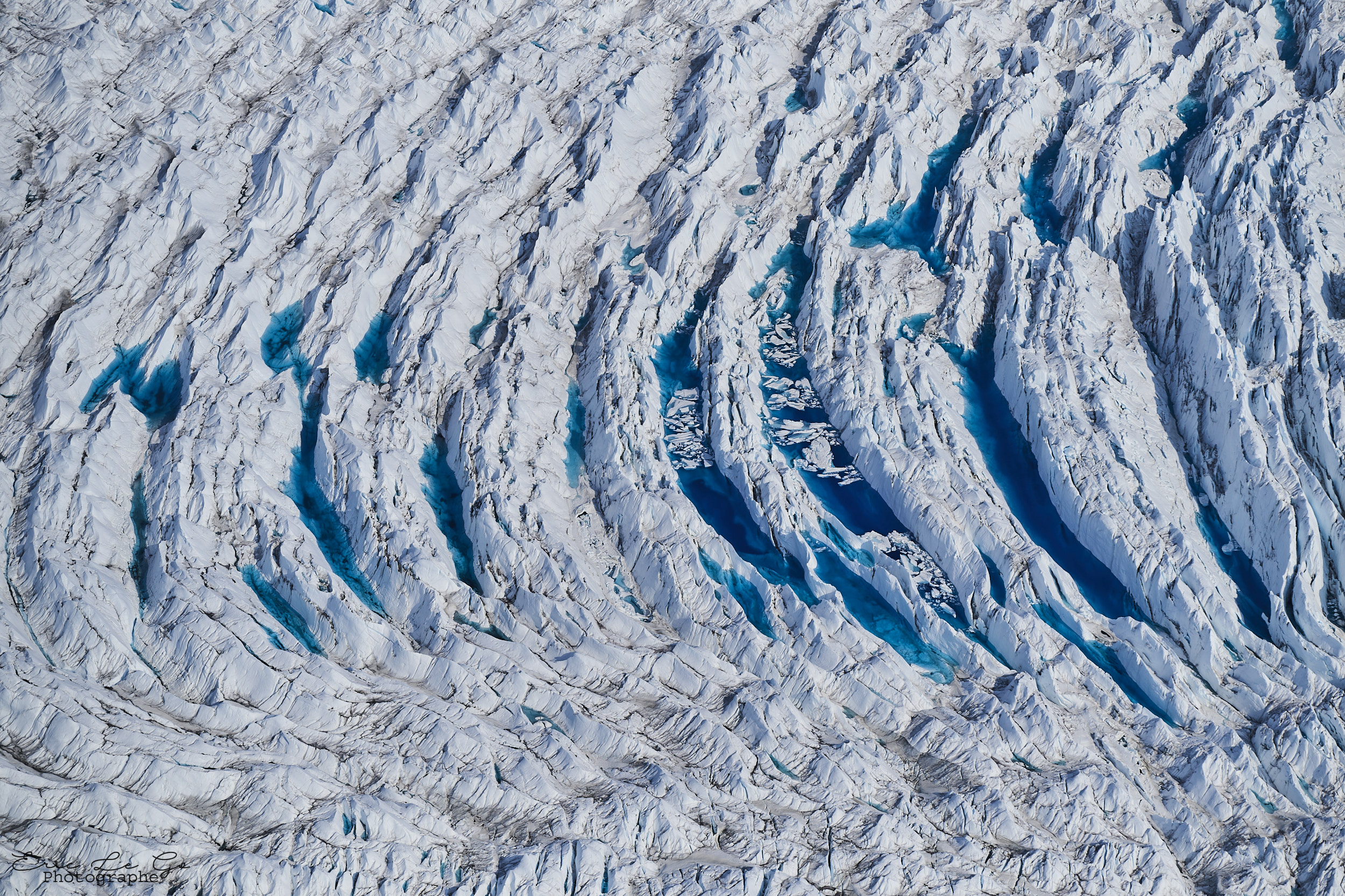 Vue aérienne d'un glacier au Groenland